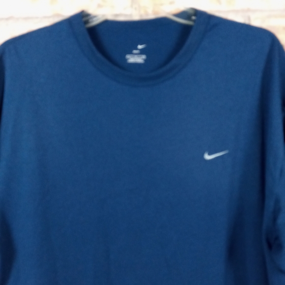 Nike dry fit t-shirt Sz L - Picture 2 of 4